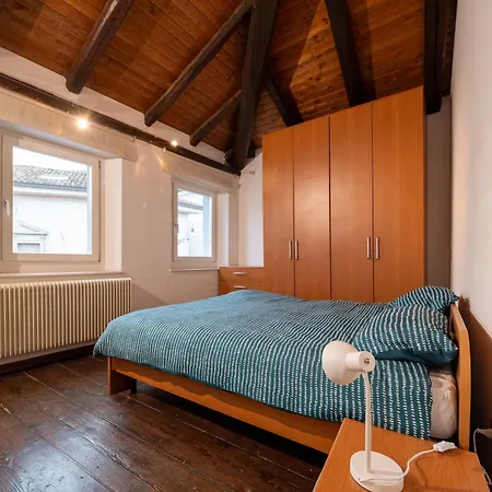 Apartman La Corte Friulana In Centro A 5 Posti Letto