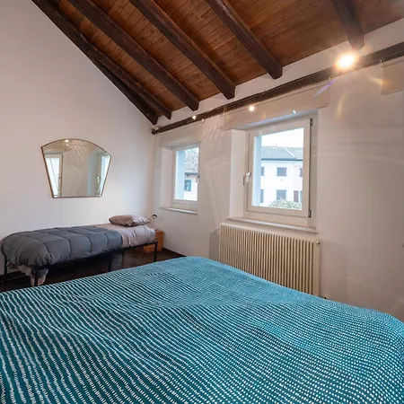 La Corte Friulana In Centro A 5 Posti Letto *