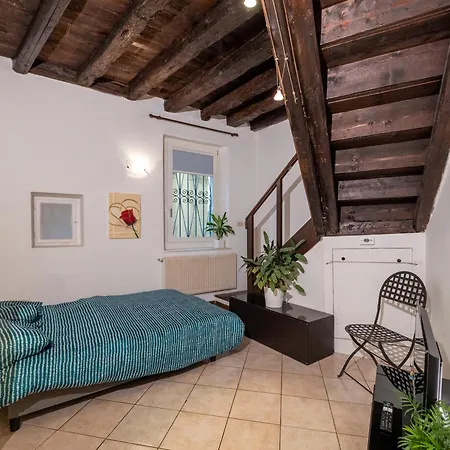 La Corte Friulana In Centro A 5 Posti Letto * 우디네