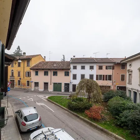La Corte Friulana In Centro A 5 Posti Letto Apartman