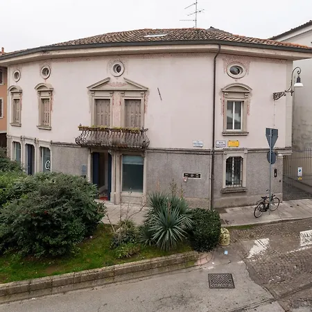 La Corte Friulana In Centro A 5 Posti Letto *