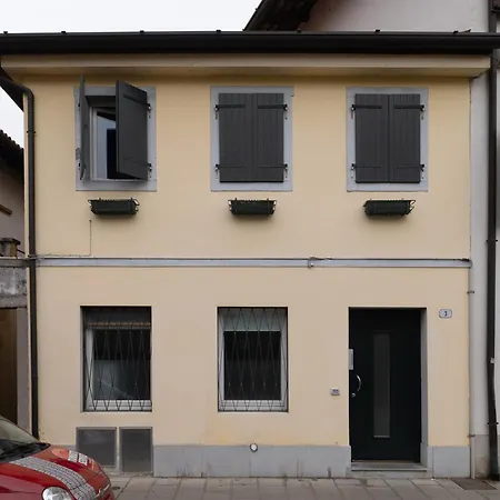 Apartman La Corte Friulana In Centro A 5 Posti Letto